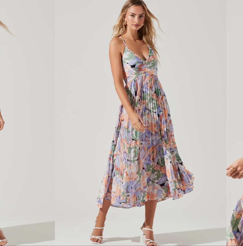 ASTR The Label | Blythe Floral Plisse Midi Dress